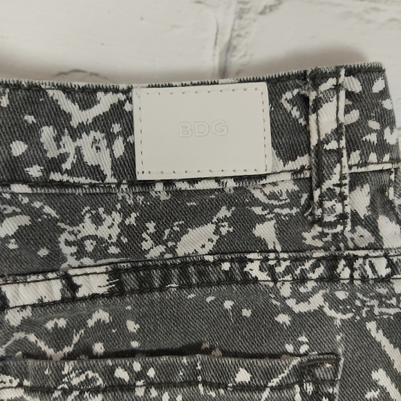 URBAN Outfitters BDG High Rise Dolphin Denim Shorts - Picture 5 of 12